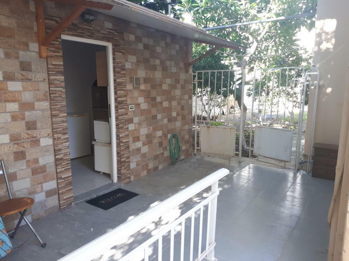 Vivian'S Small House Daire Rhodes City Dış mekan fotoğraf